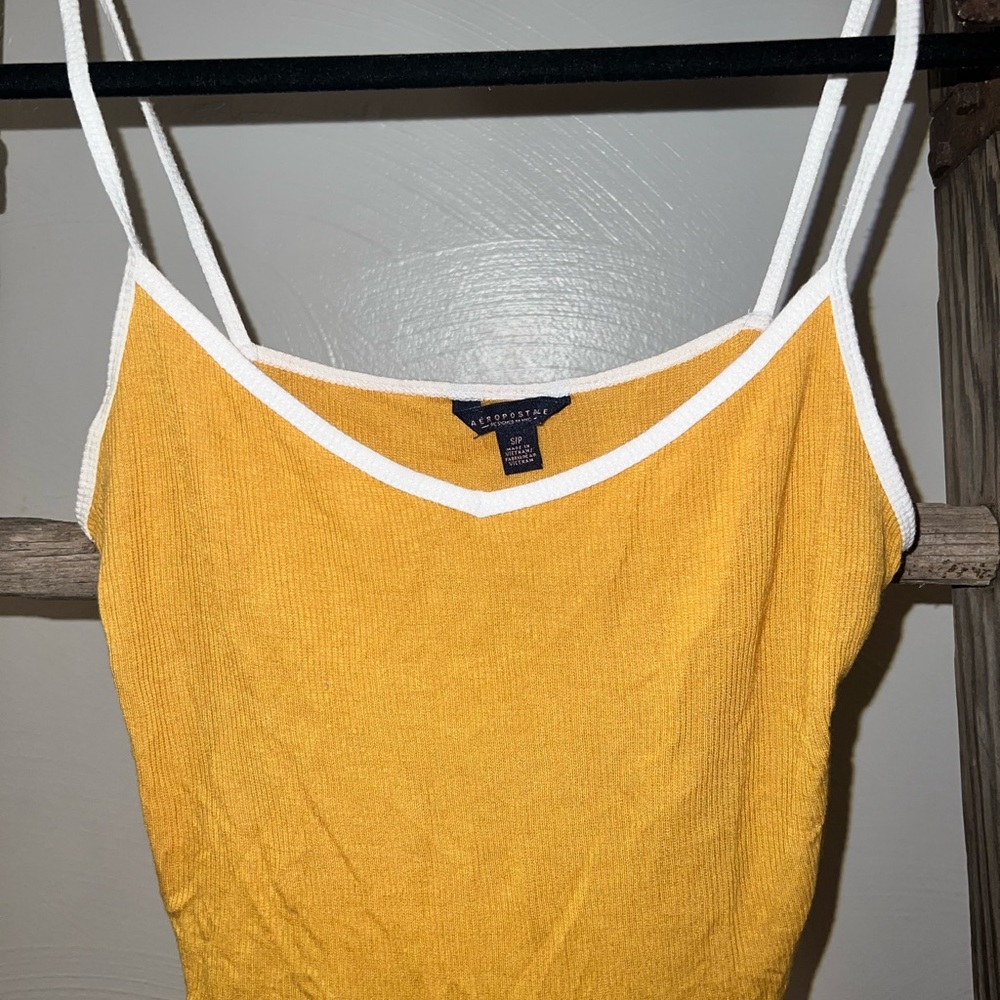 Cropped Tank Bundle - Picture 4 of 6
